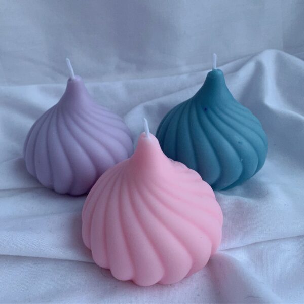 Threaded Round Candles