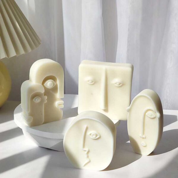 Nordic Face Abstract Candle