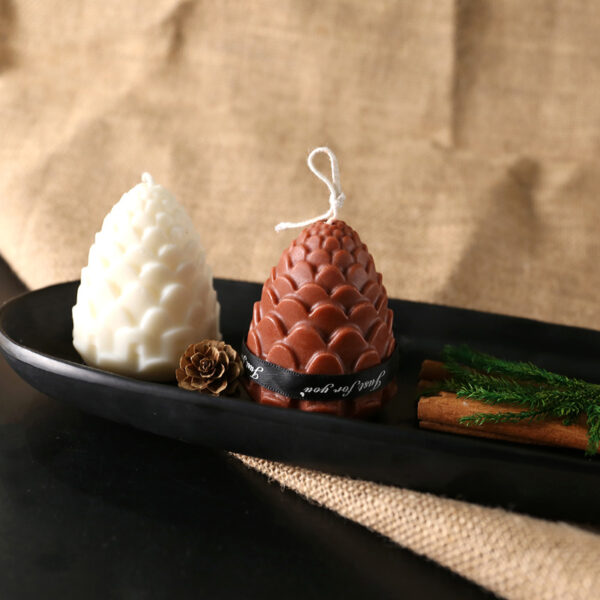 3D Pine Cone Candle
