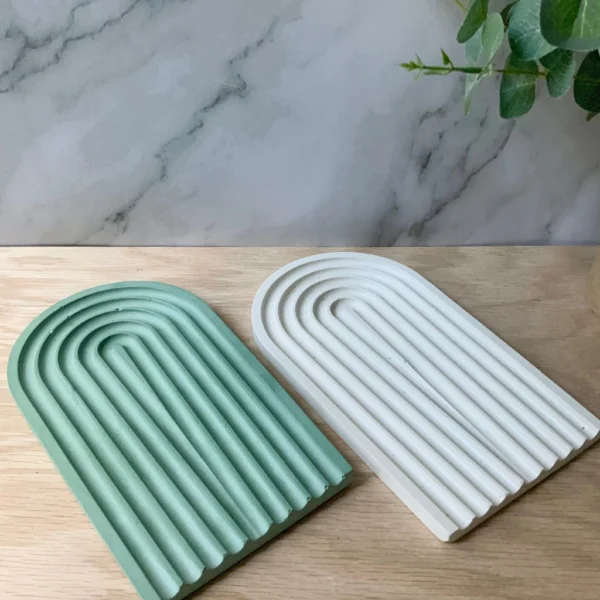Long Striped U-Shaped Trays