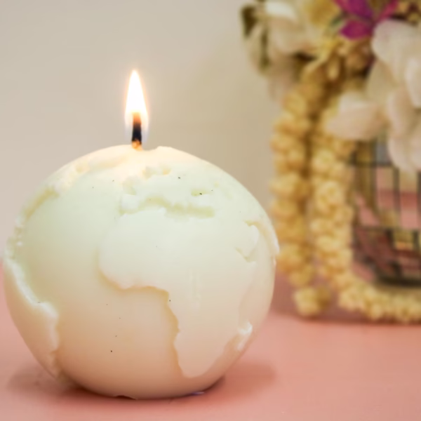 Earth Shaped Round Candle