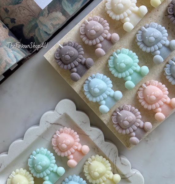 2Pcs Cute Lion Candles