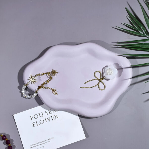 Cloud Shape Tray