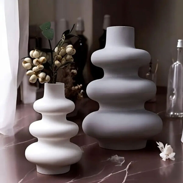 Circular Round Concrete Vase