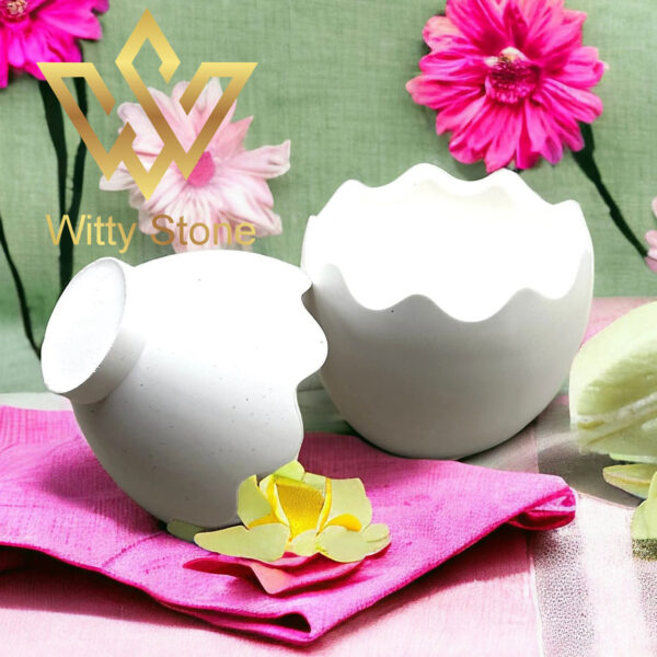 Egg Box