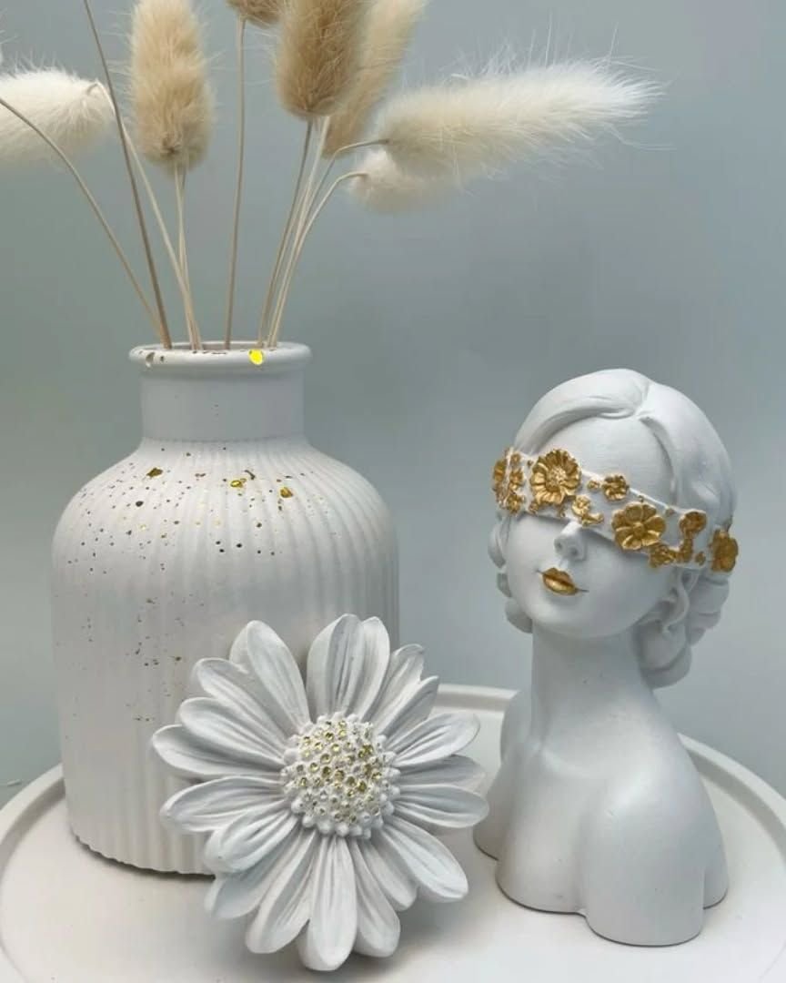 Girl Flower Vase & Tray Set | Witty Stone - Image 2