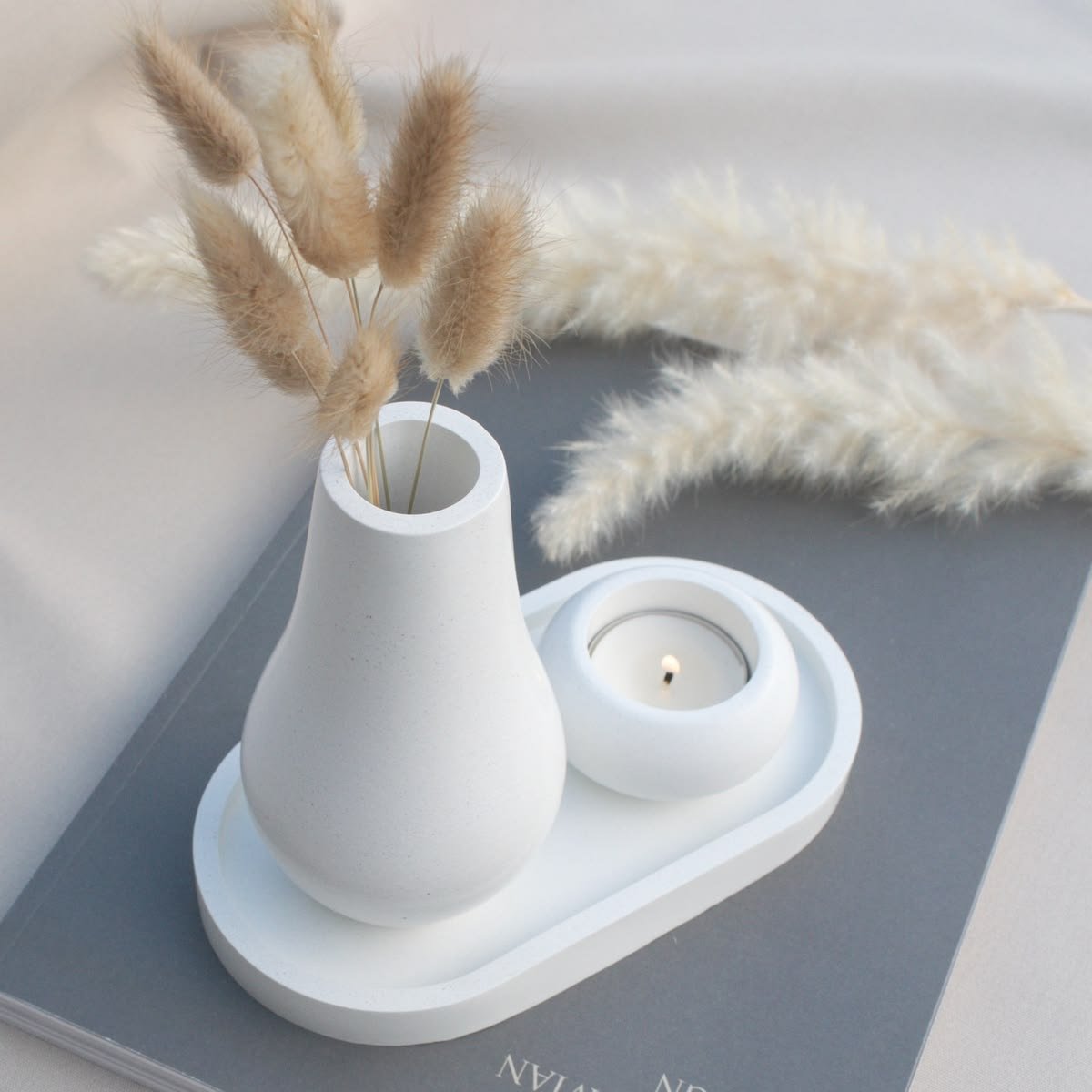 Plain Vase Oval Tray Candle Pot Handmade Concrete Showpieces Home Decor